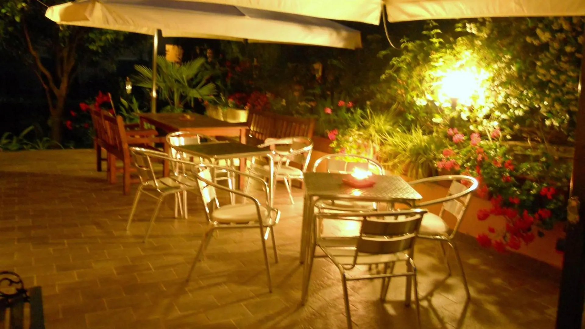 Locanda Villa Moderna Genoa Italy