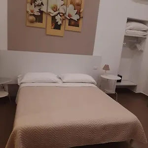 La Baia Di Partenope לינה וארוחת בוקר נאפולי